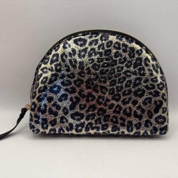 ! NWT Makeup and Beauty Bundle ! 8 Products & Makeup Bag ! - Picture 2 of 10